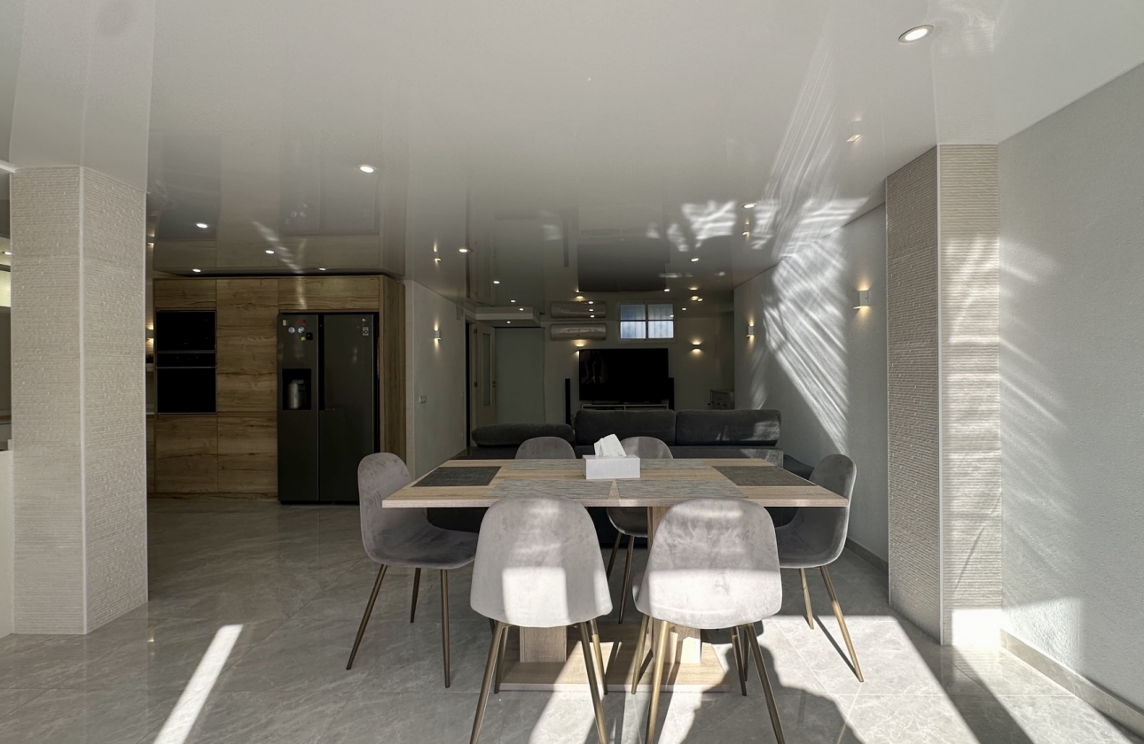 Reventa - Villa - Orihuela Costa - Los Altos