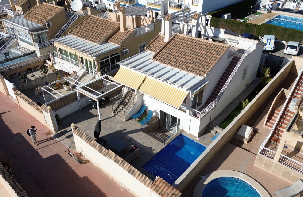 Reventa - Villa - Orihuela Costa - Los Altos