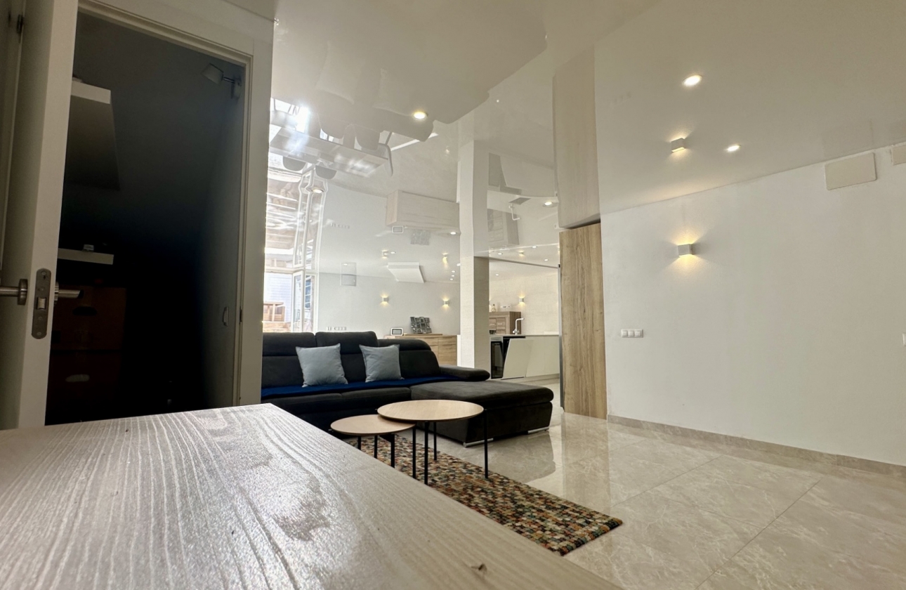 Reventa - Villa - Orihuela Costa - Los Altos