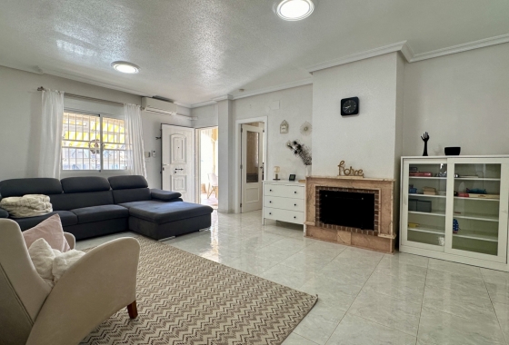 Reventa - Villa - Orihuela Costa - Los Altos