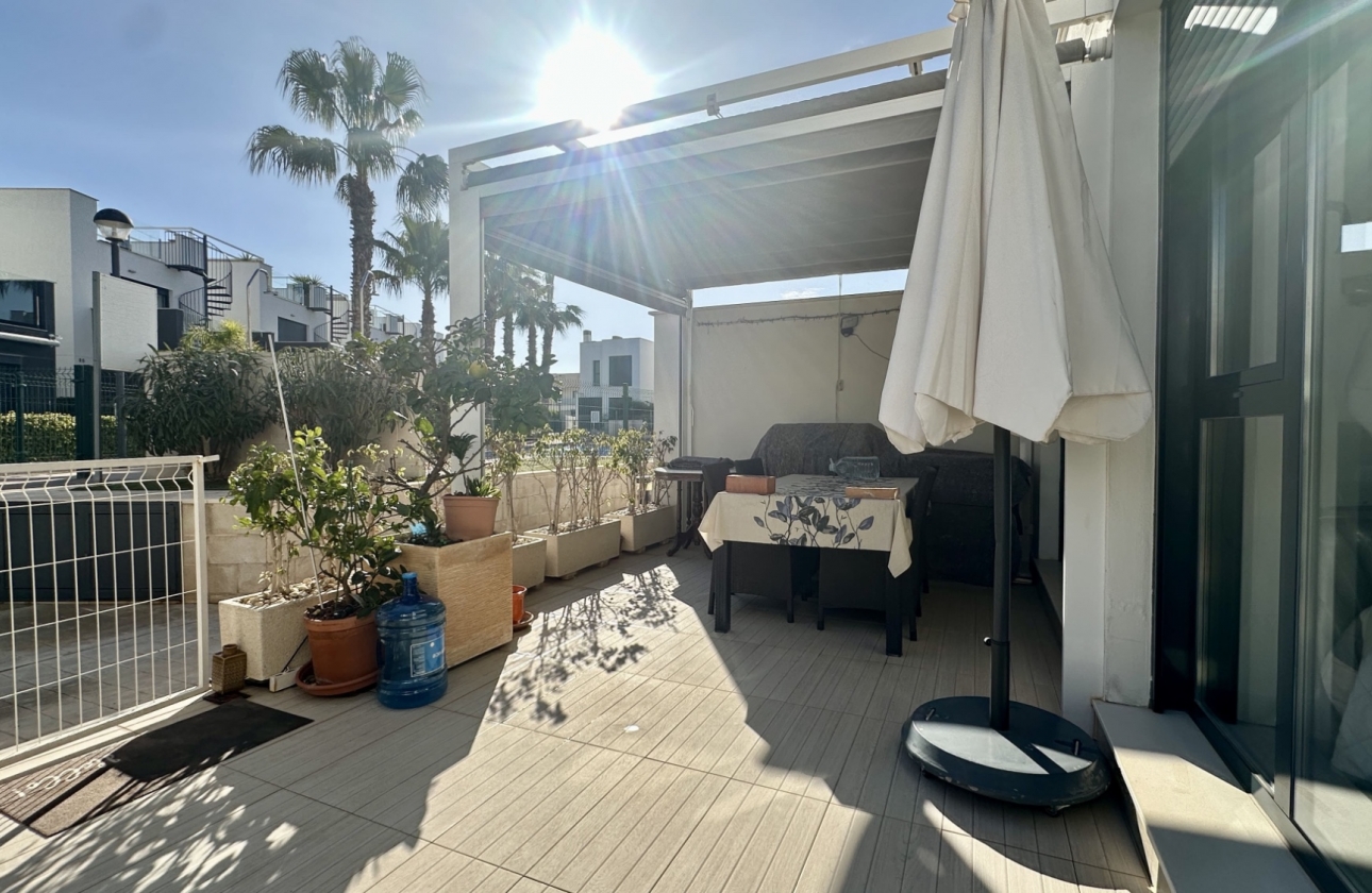 Resale - Apartment / flat - Orihuela Costa - Punta Prima