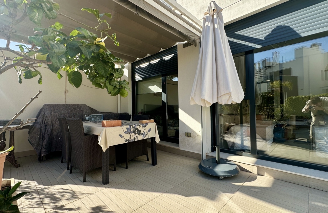 Resale - Apartment / flat - Orihuela Costa - Punta Prima