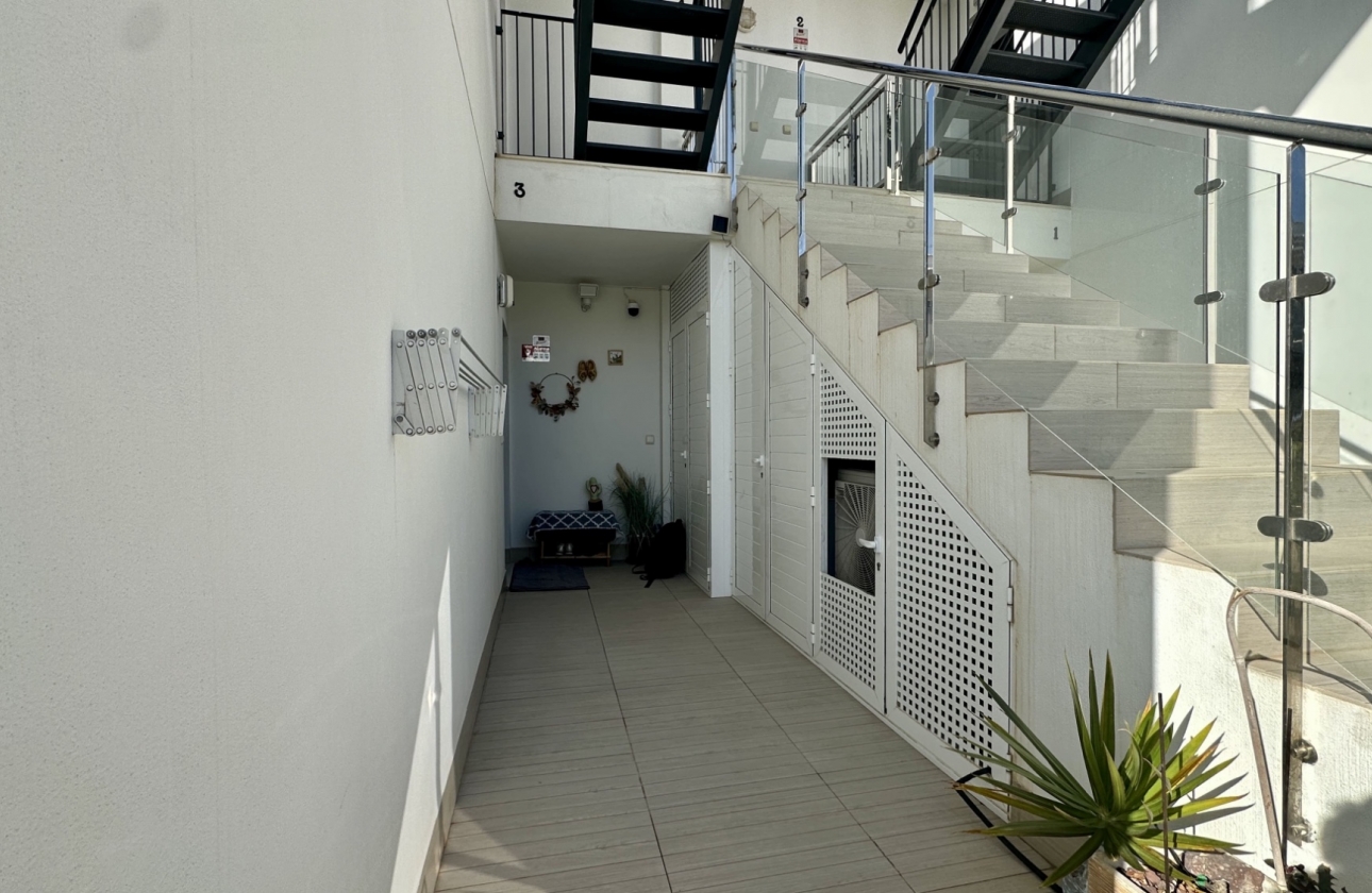 Resale - Apartment / flat - Orihuela Costa - Punta Prima