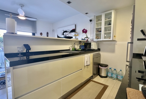 Resale - Apartment / flat - Orihuela Costa - Punta Prima