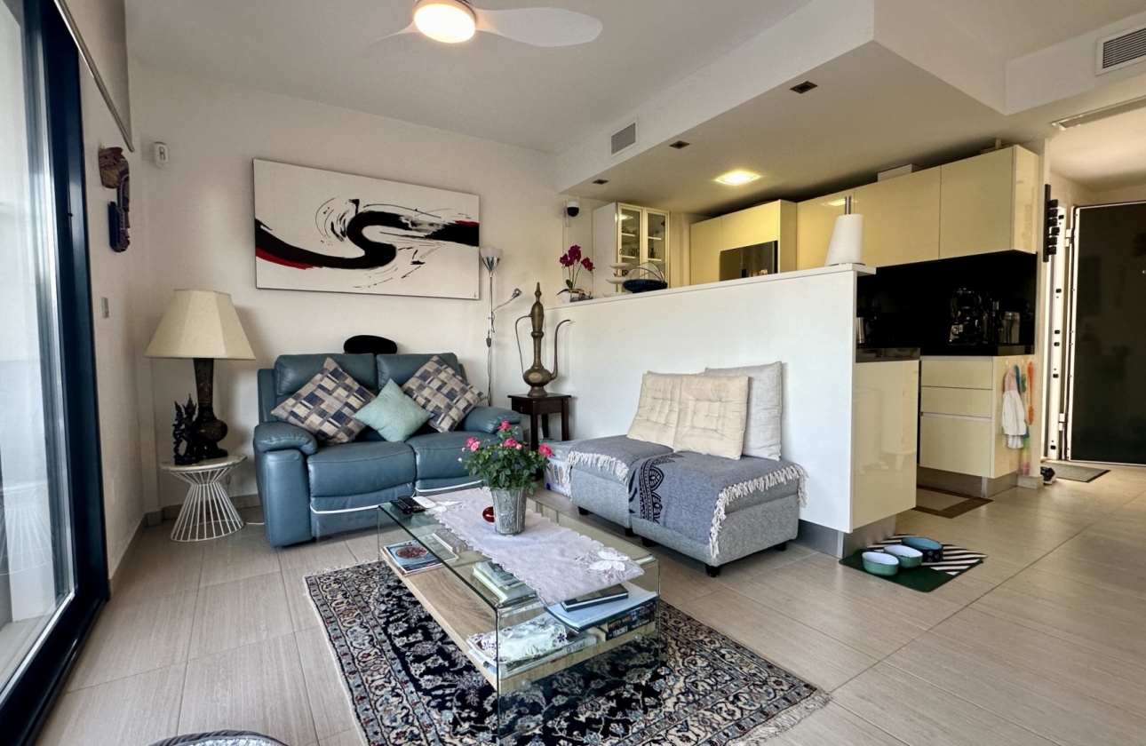 Resale - Apartment / flat - Orihuela Costa - Punta Prima