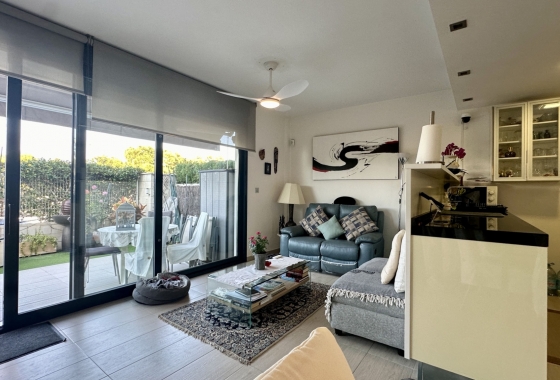 Resale - Apartment / flat - Orihuela Costa - Punta Prima