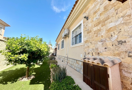 Reventa - Villa - Torrevieja - La Siesta