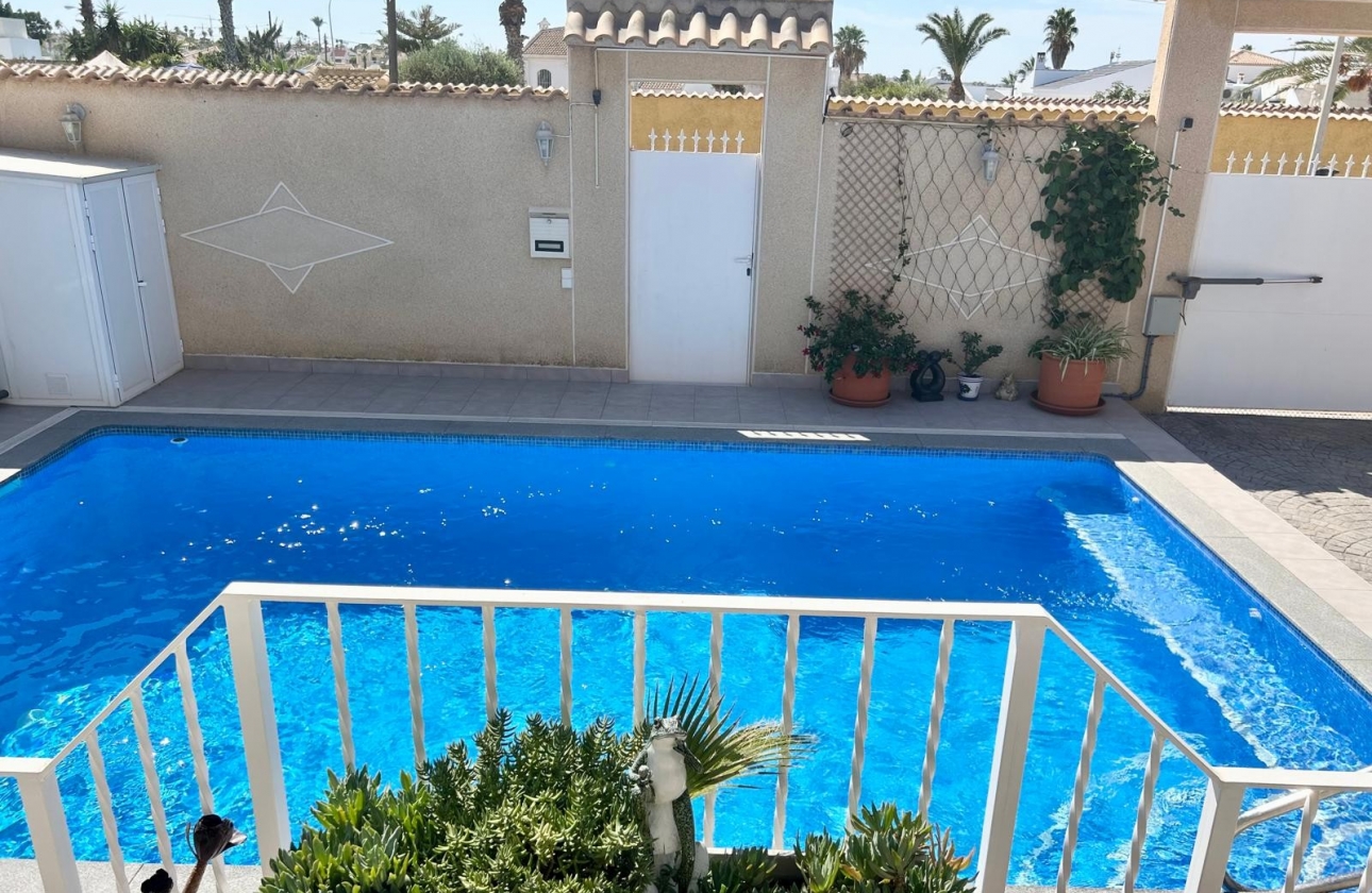 Reventa - Villa - Torrevieja - La Siesta
