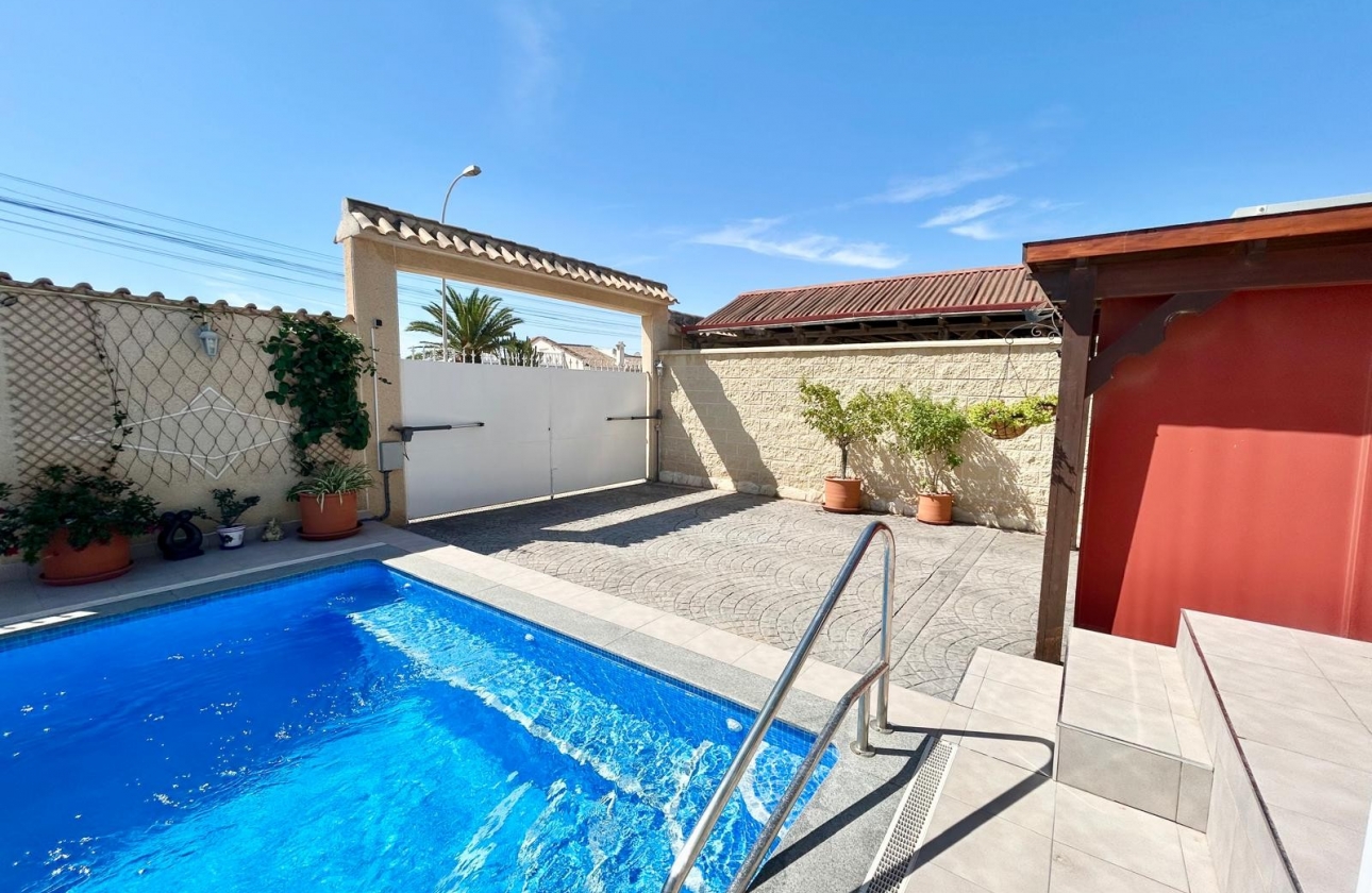 Reventa - Villa - Torrevieja - La Siesta