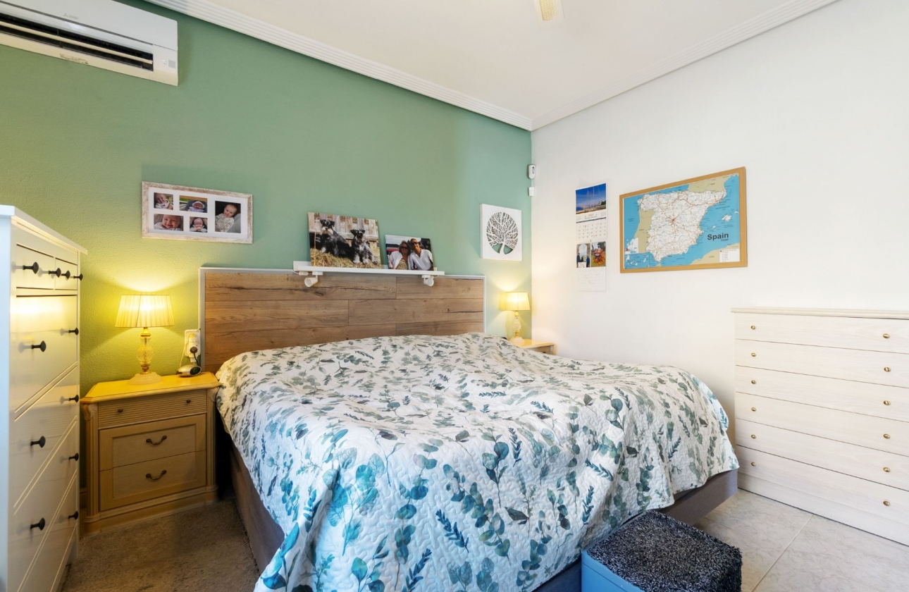 Revente - Villa - Torrevieja - El Chaparral