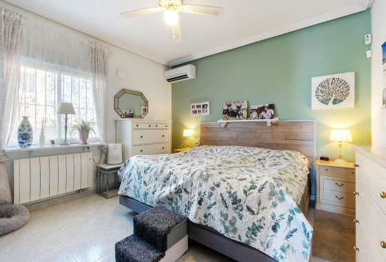 Revente - Villa - Torrevieja - El Chaparral