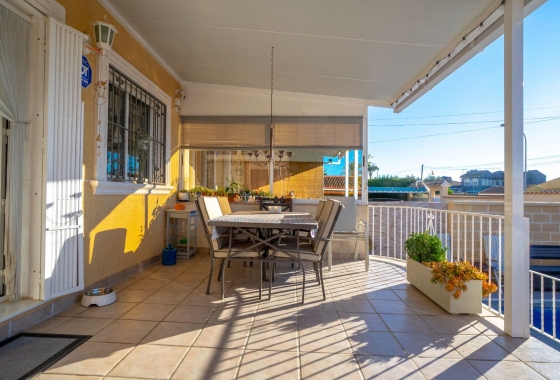 Revente - Villa - Torrevieja - El Chaparral