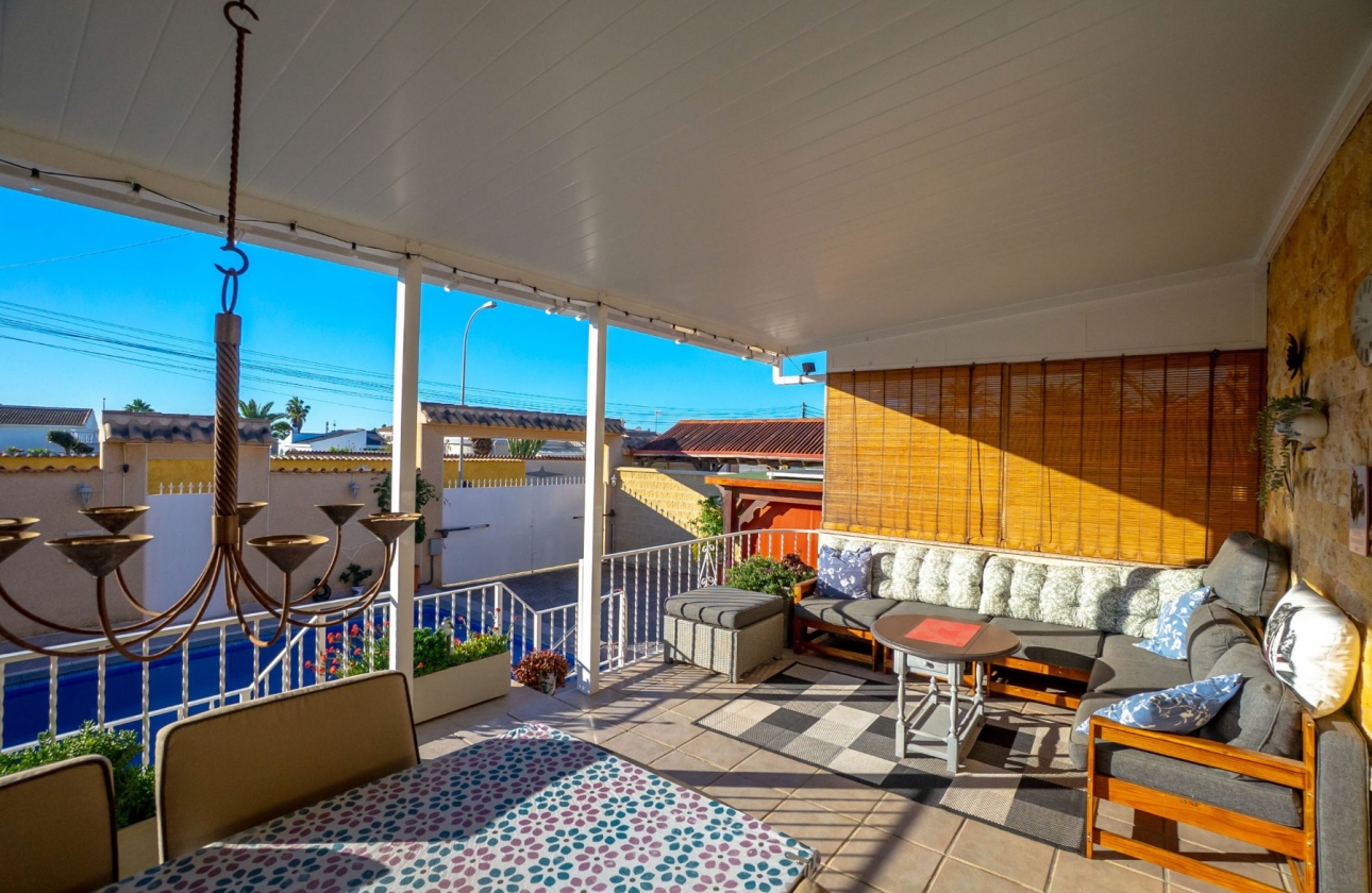 Revente - Villa - Torrevieja - El Chaparral