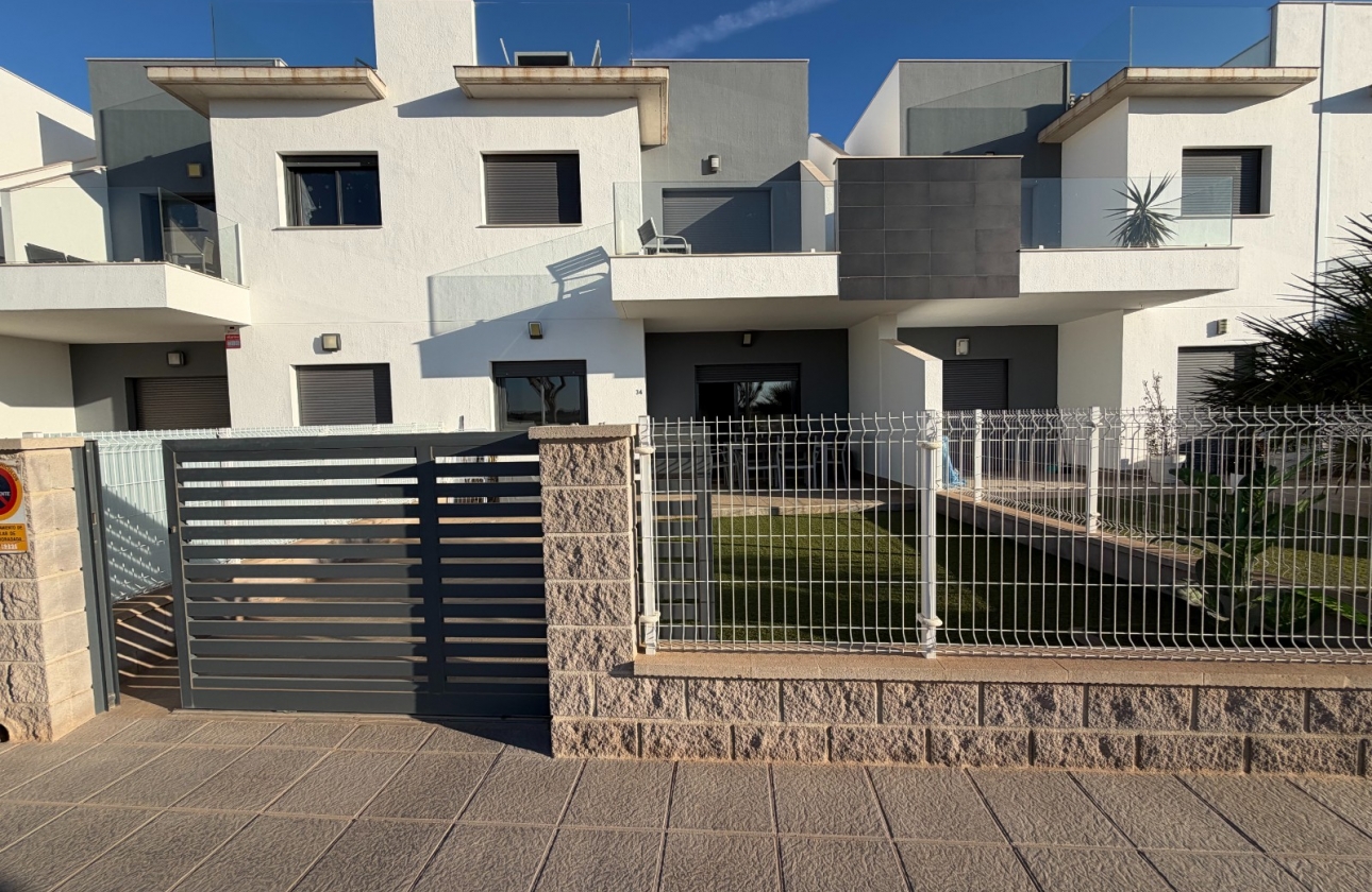 Reventa - Apartamento / piso - Pilar de la Horadada