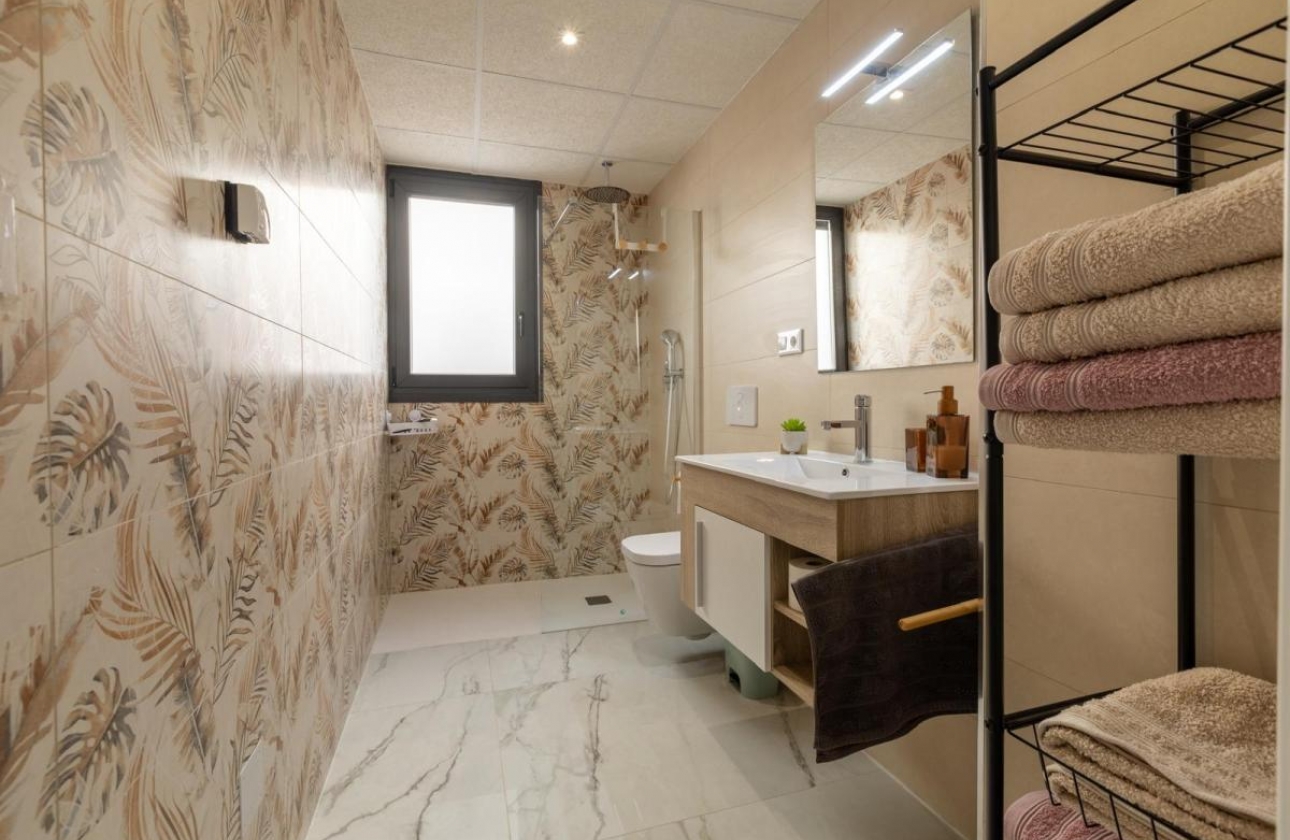 Herverkoop - Appartement / flat - Playa Flamenca