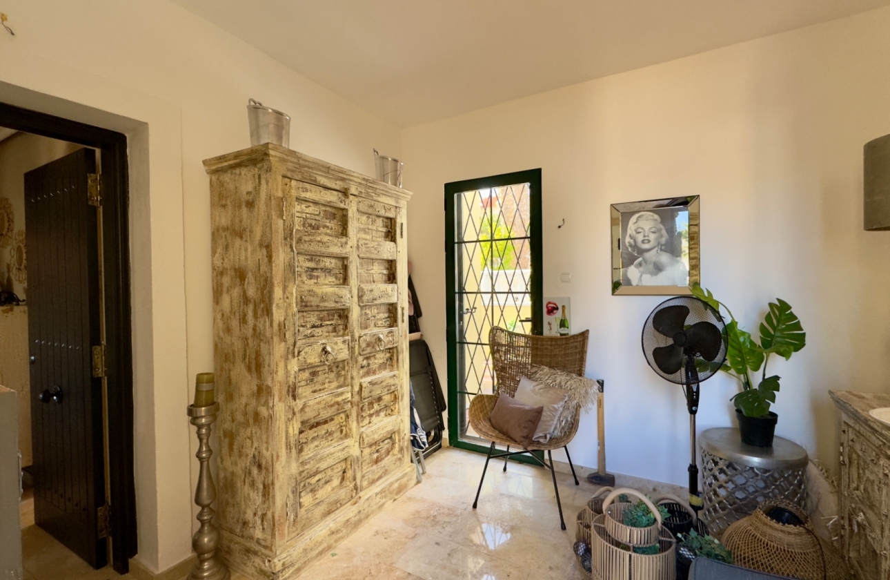 Reventa - Villa - Orihuela Costa - Los Dolses