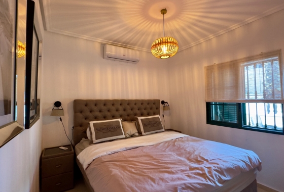 Reventa - Villa - Orihuela Costa - Los Dolses