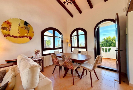 Reventa - Villa - Villamartin