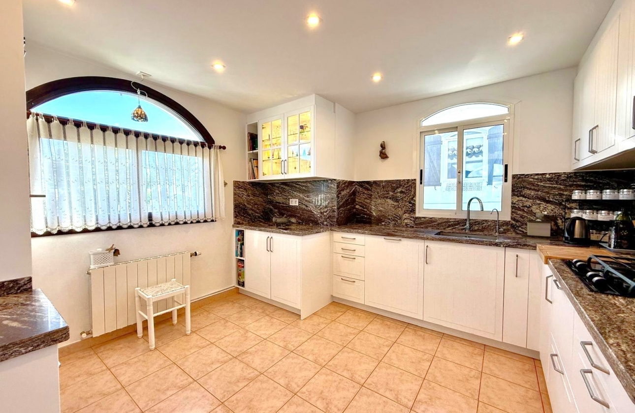 Reventa - Villa - Villamartin