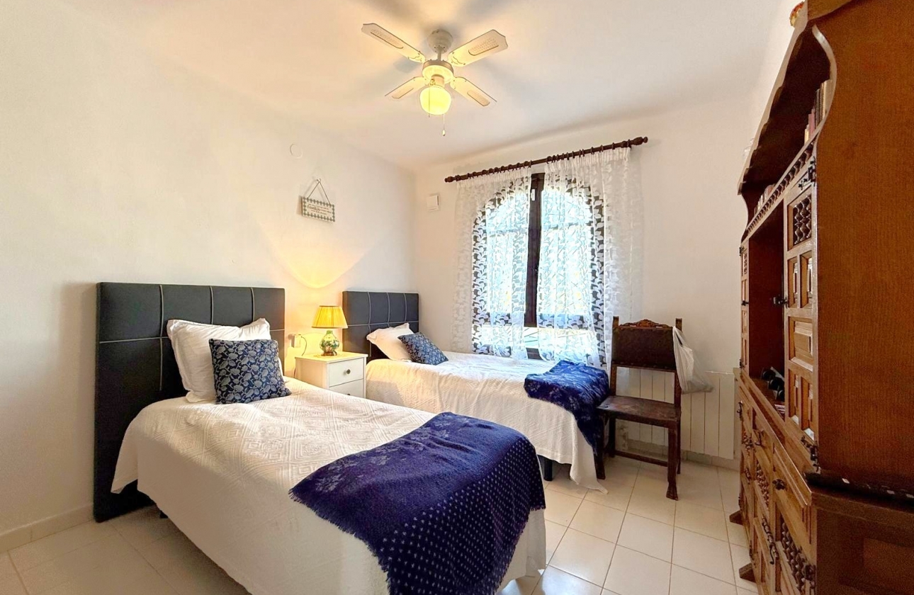 Reventa - Villa - Villamartin