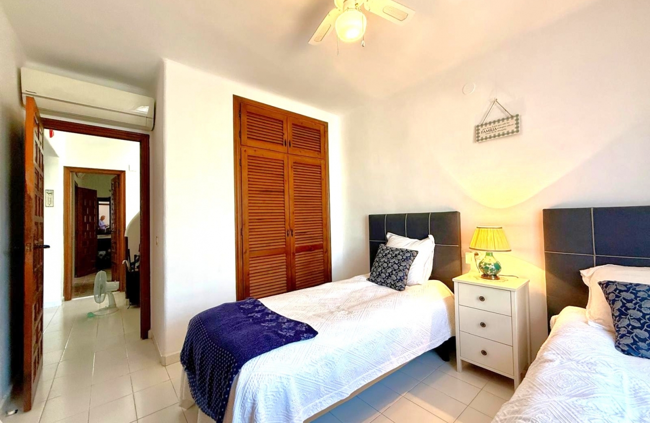 Reventa - Villa - Villamartin