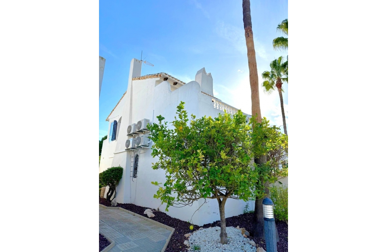 Reventa - Villa - Villamartin