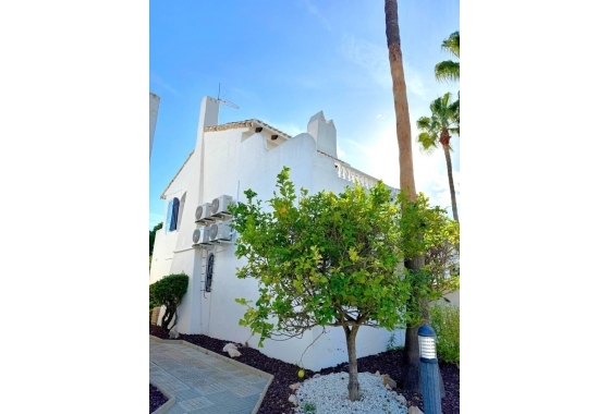 Reventa - Villa - Villamartin