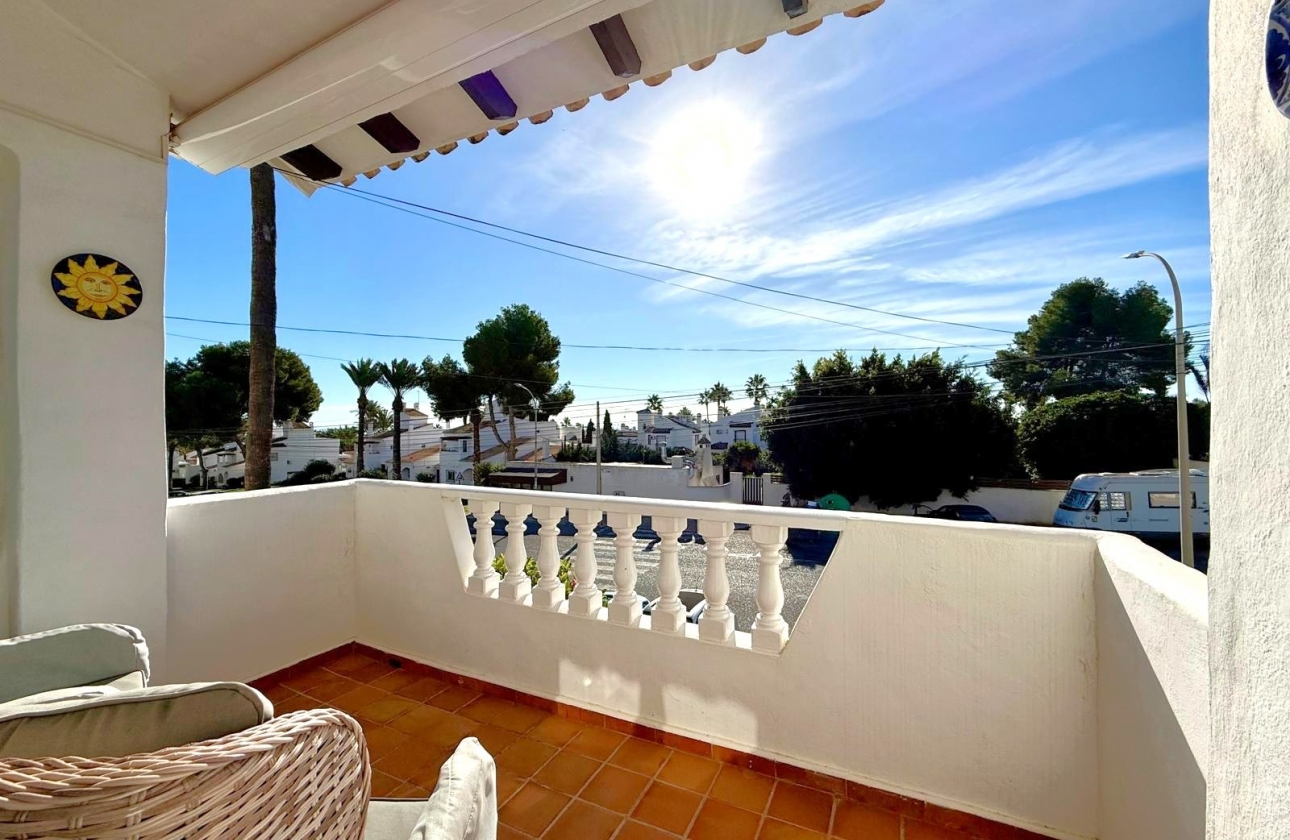 Reventa - Villa - Villamartin