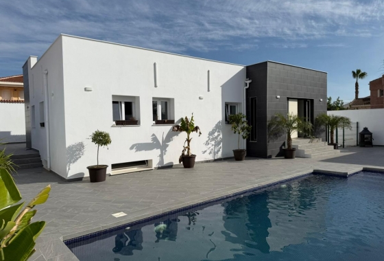 Reventa - Villa - Ciudad Quesada