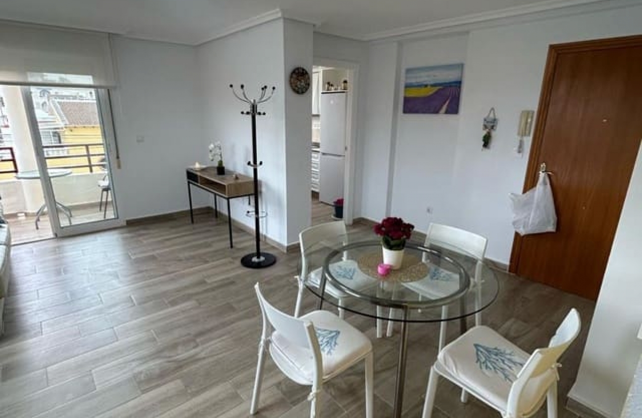 Herverkoop - Appartement / flat - Torrevieja