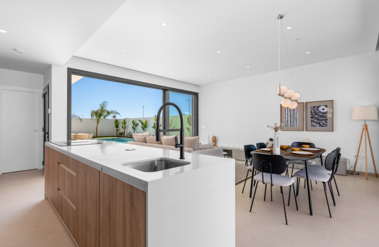 Obra nueva - Villa - Los Alcázares