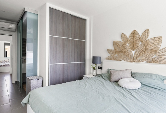 Resale - Apartment / flat - Orihuela Costa - La Zenia