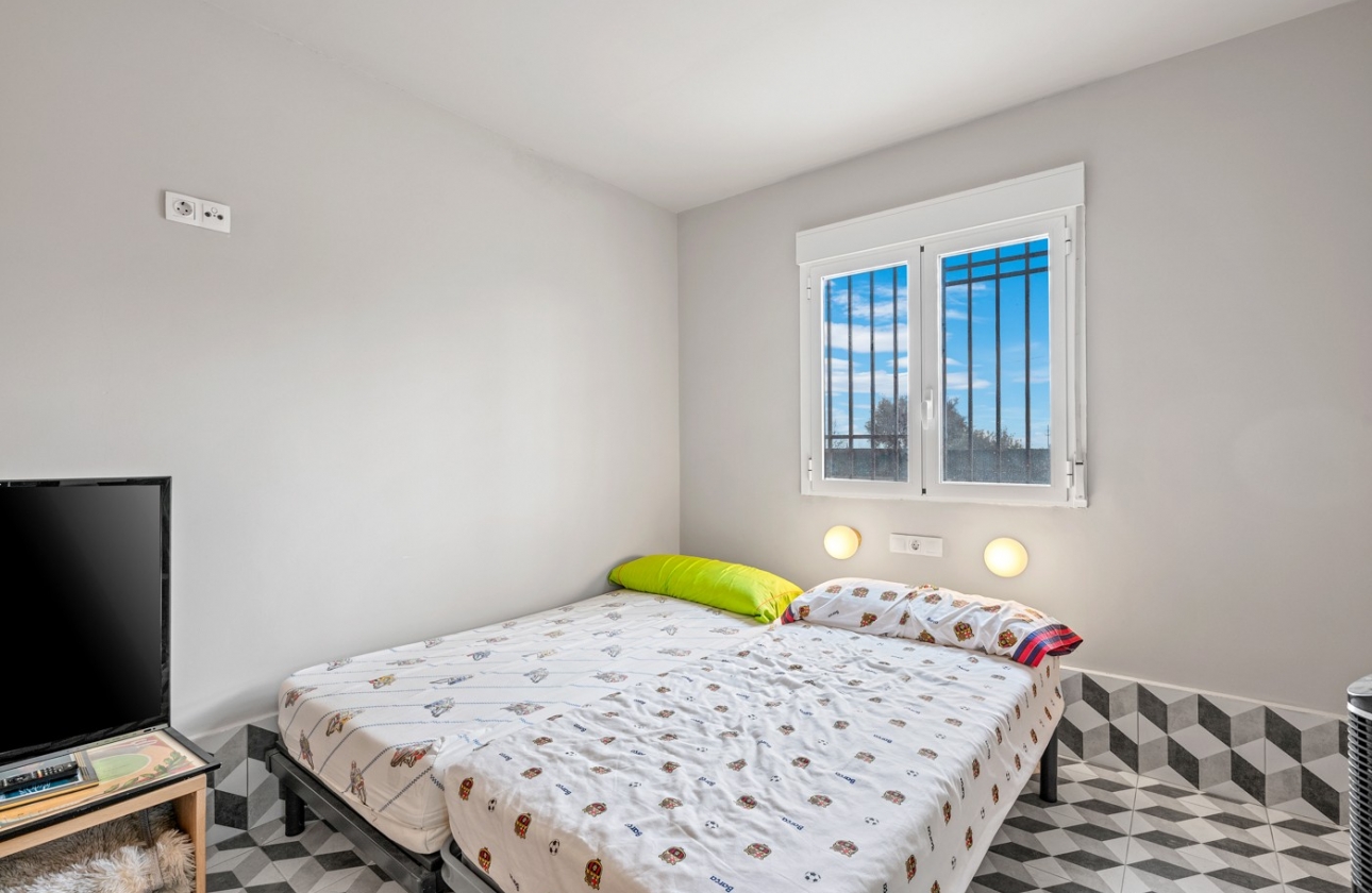 Revente - Villa - Elche