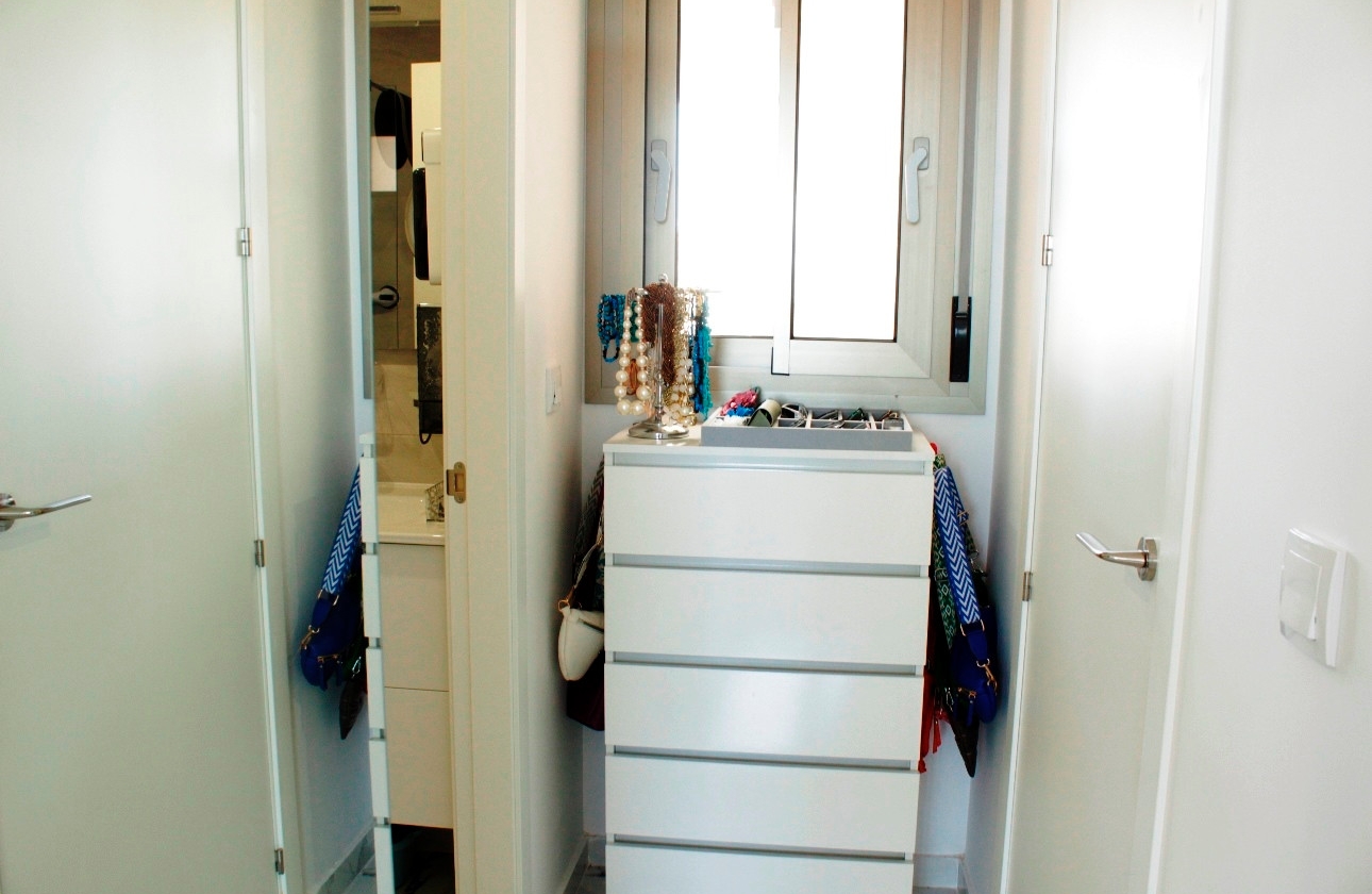 Resale - Apartment / flat - Orihuela Costa - Los Dolses