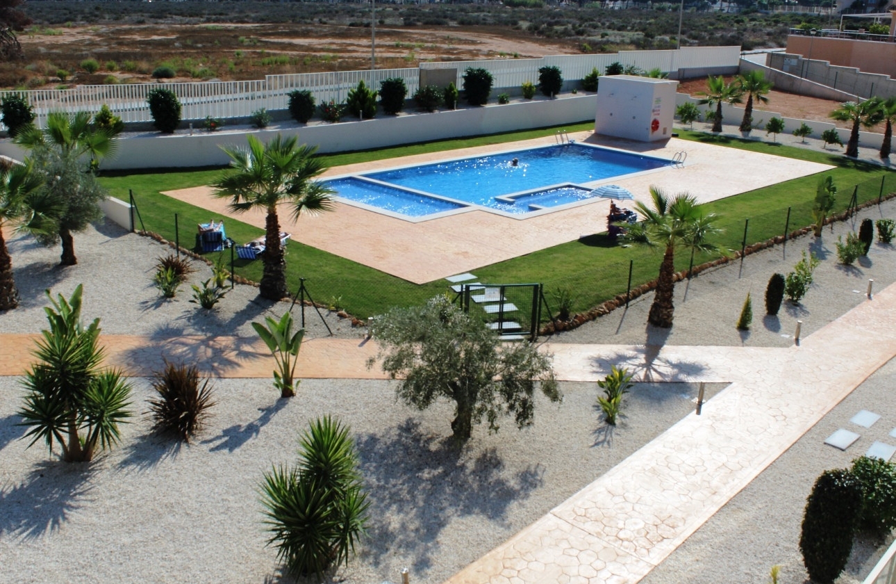 Resale - Apartment / flat - Orihuela Costa - Los Dolses