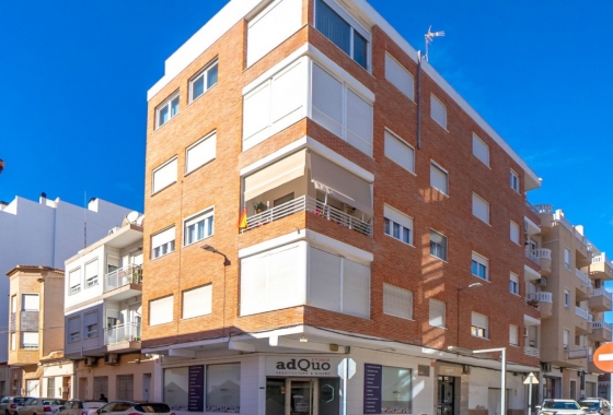 Reventa - Apartamento / piso - Torrevieja