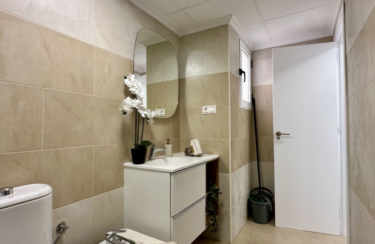 Herverkoop - Appartement / flat - Torrevieja