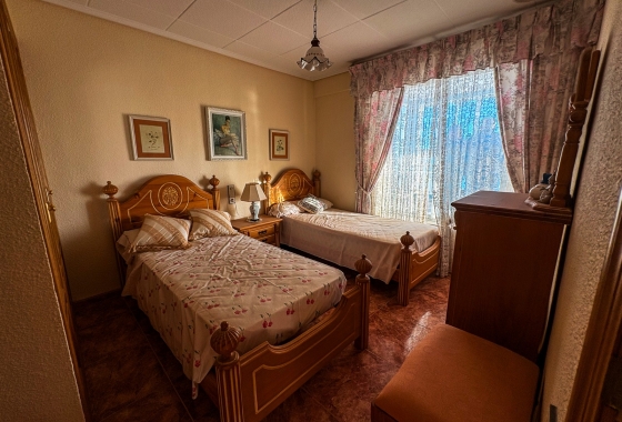 Resale - Apartment / flat - Santa Pola - Puerto