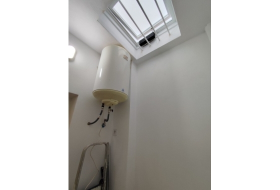 Resale - Apartment / flat - Torrevieja - La Siesta