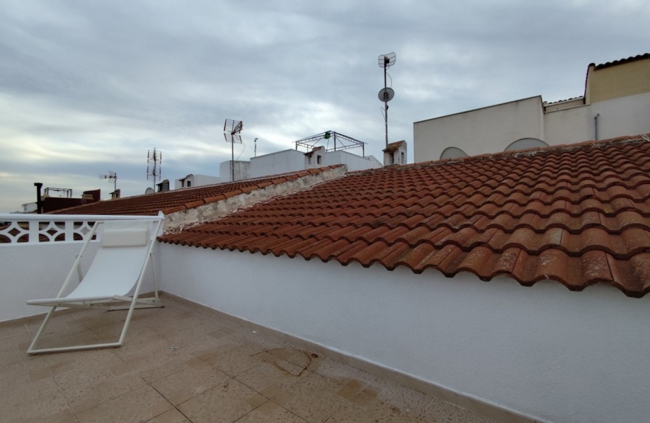 Resale - Apartment / flat - Torrevieja - La Siesta