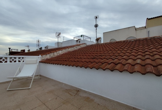 Resale - Apartment / flat - Torrevieja - La Siesta