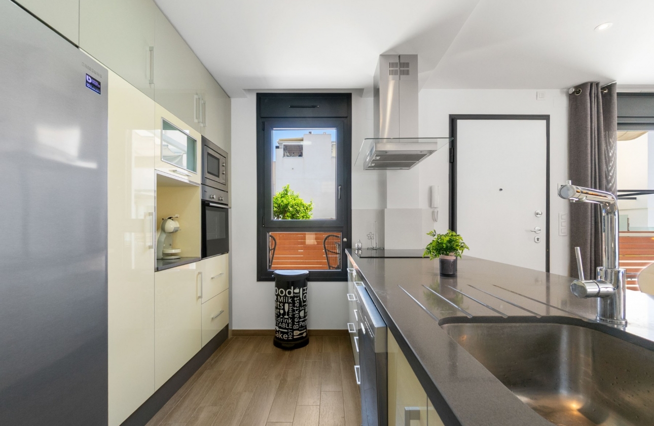 Resale - Villa - Torrevieja - Aguas Nuevas