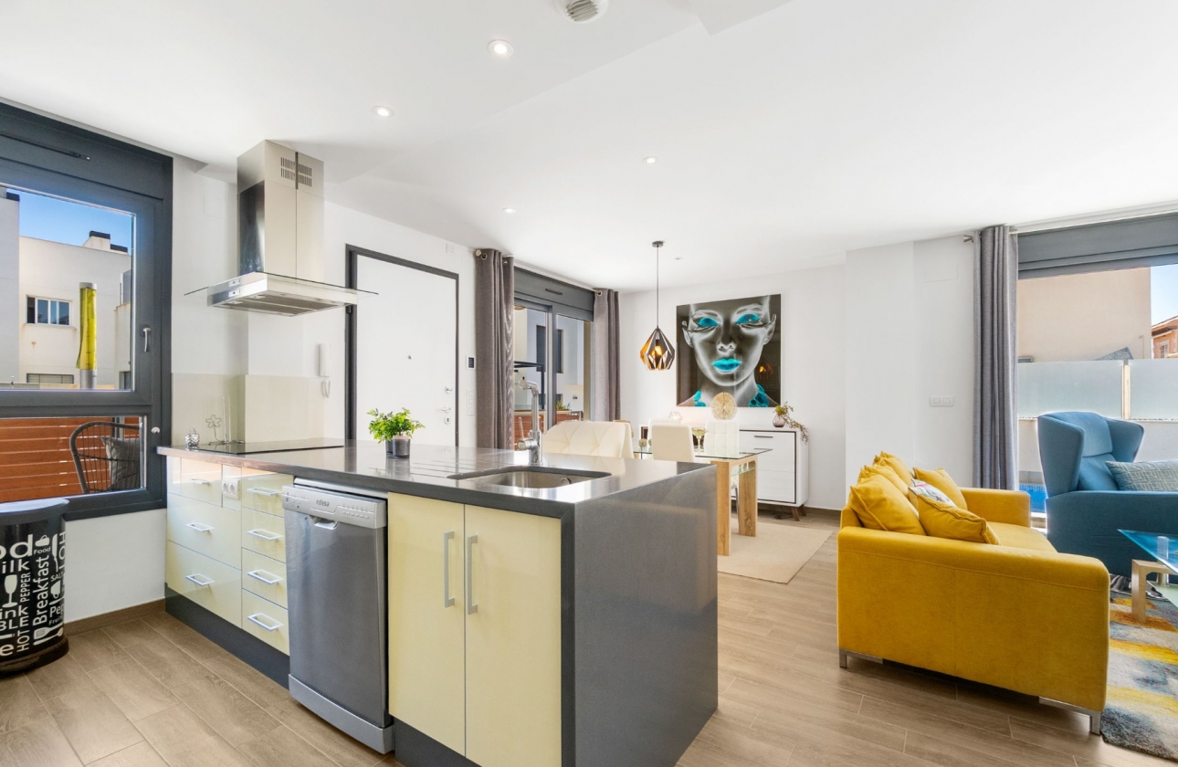 Resale - Villa - Torrevieja - Aguas Nuevas