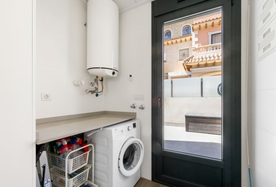 Resale - Villa - Torrevieja - Aguas Nuevas