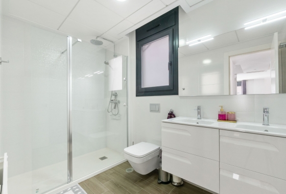 Resale - Villa - Torrevieja - Aguas Nuevas