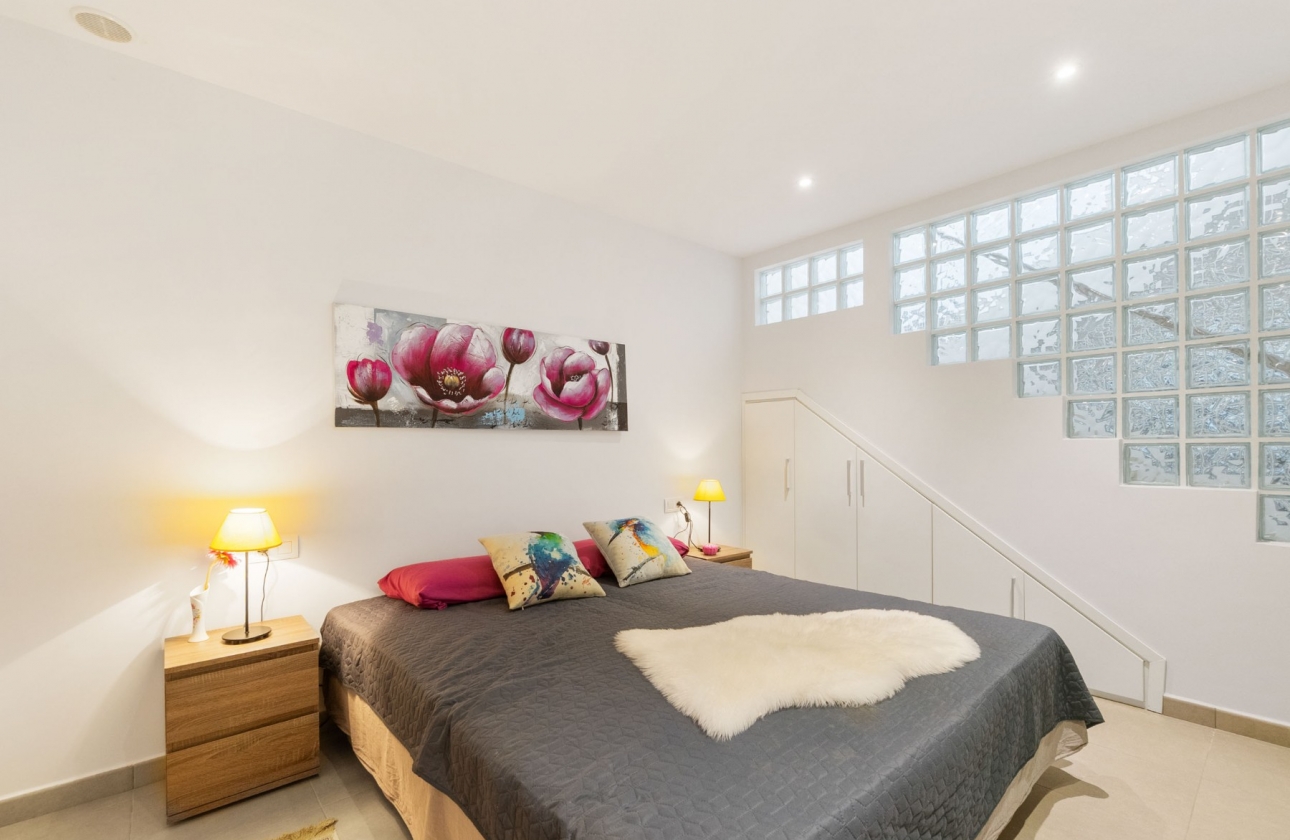 Resale - Villa - Torrevieja - Aguas Nuevas