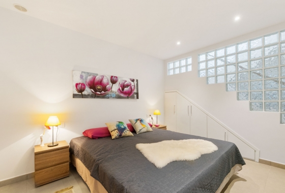 Resale - Villa - Torrevieja - Aguas Nuevas