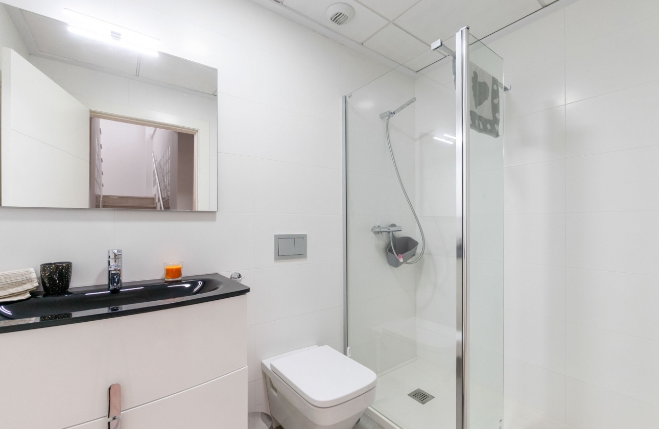 Resale - Villa - Torrevieja - Aguas Nuevas