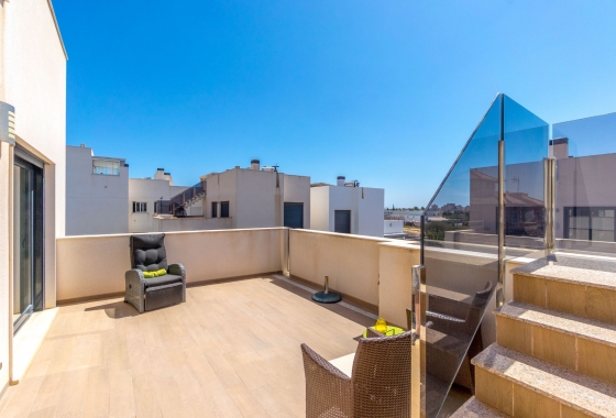 Resale - Villa - Torrevieja - Aguas Nuevas