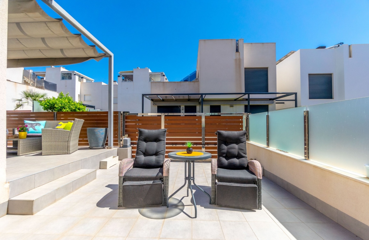 Resale - Villa - Torrevieja - Aguas Nuevas